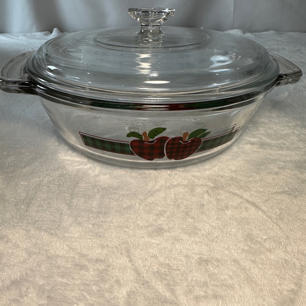 Anchor Red & Green Plaid w/Apple Design Clear Glass Casserole Dish w/Handles Lid